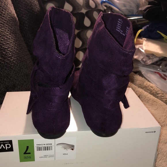 NWOT SO Pull On Ankle Boots, size 6.5 - Picture 4 of 8
